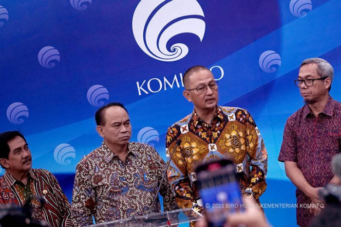 Menteri Kominfo Bahas Fenomena Baru Social Commerce