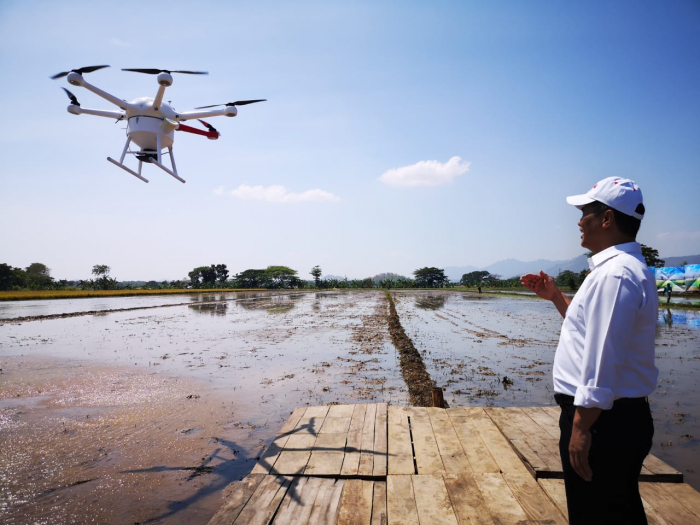 Di Era Revolusi Industri 4.0, Bertani Kini Pakai Drone